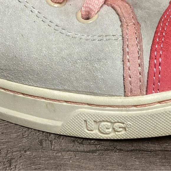 UGG Women’s Sneaker Suede Pink and Gray Casual Fashion sz 10 - Picture 5 of 13